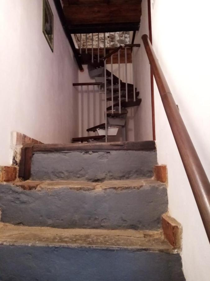 Casa Del Vicolo Verde ปอนเตรโมลิ ภายนอก รูปภาพ